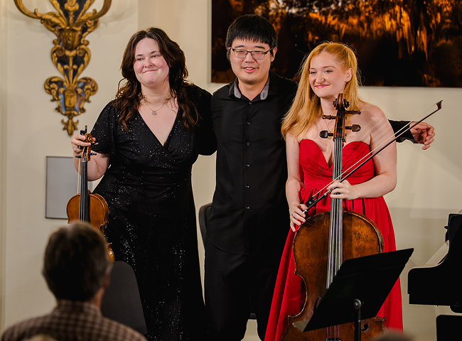 International Program Artists